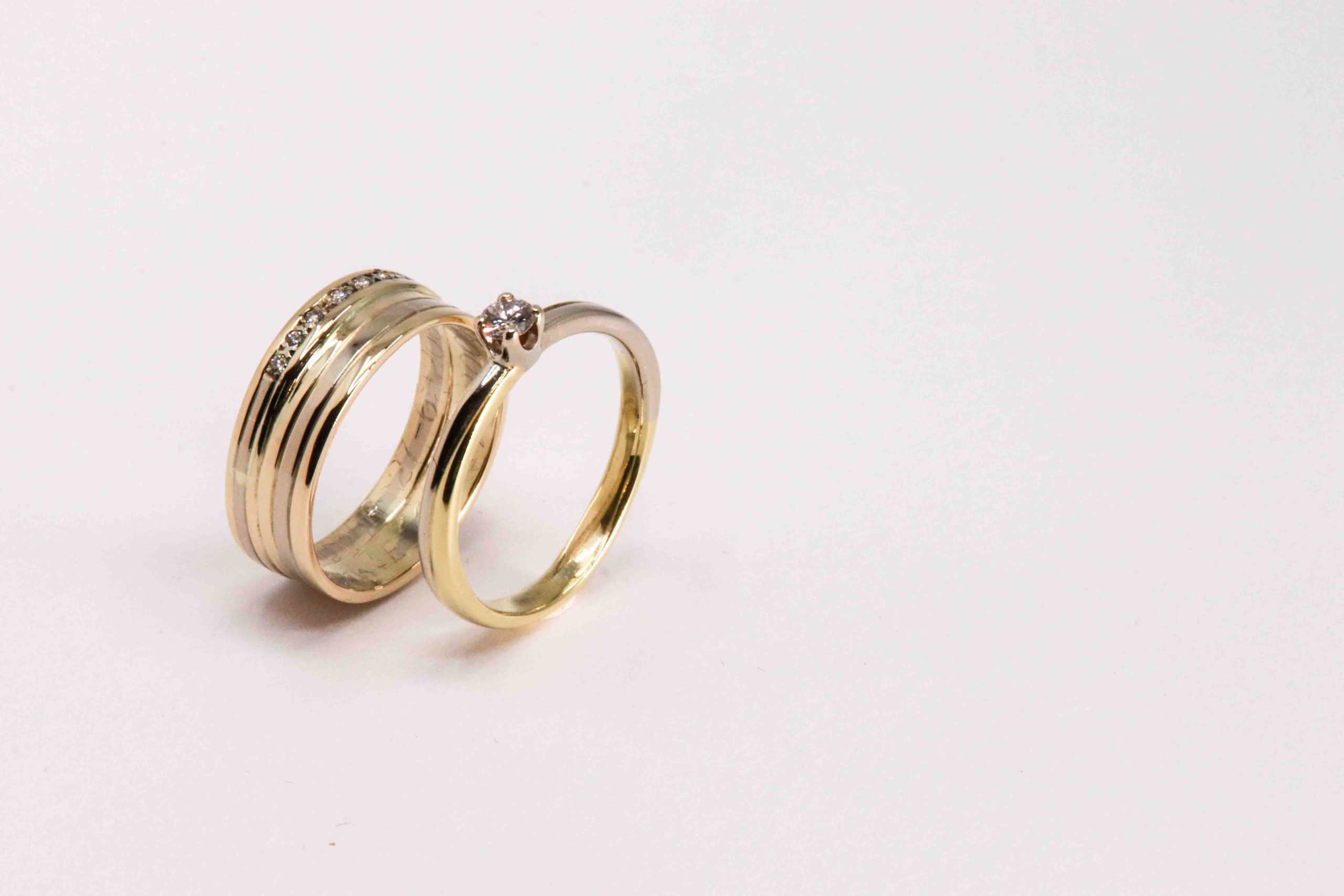 14K gouden herinnerring met diamanten, vervaardigd door Burgant